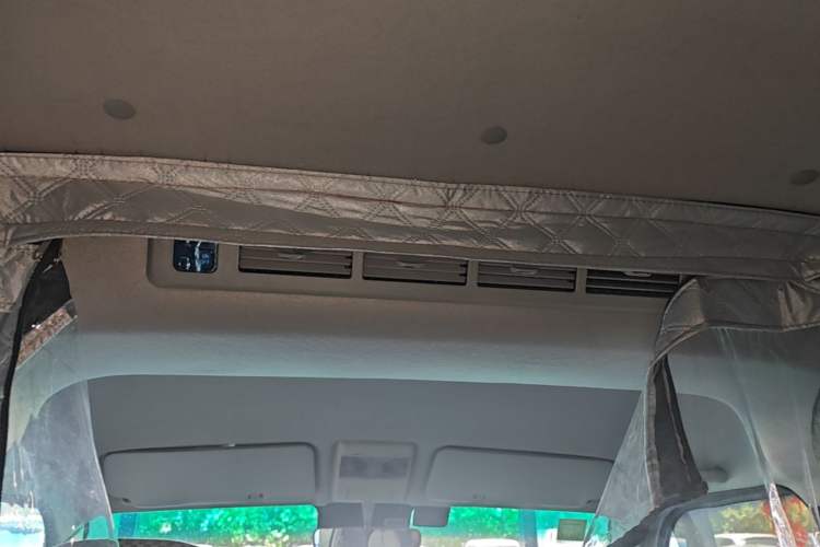 Used Jinbei New Hiace X30L 2021 1.5L Wealth Central Air Conditioning Version Coach China VI Standard SWC15M Headliner