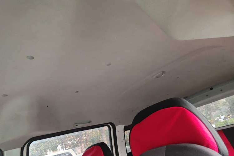 Used Jinbei New Hiace X30L 2021 1.5L Wealth Edition Bus Non-Air-Conditioned China VI Standard SWC15M Headliner