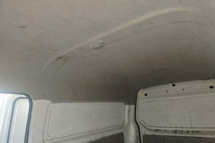 Used Jinbei New Hiace X30L 2021 1.5L Wealth Van Non-Air-Conditioned Version China VI Standard SWC15M Headliner