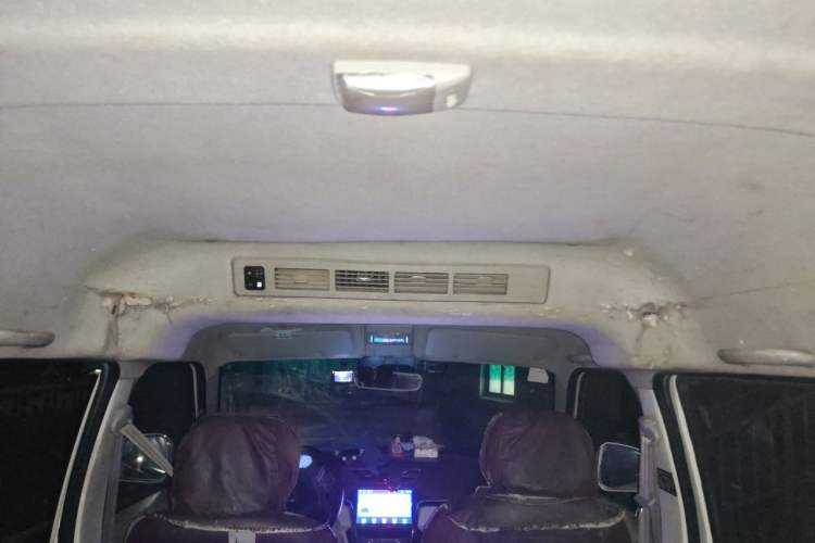 Used Jinbei New Hiace X30L 2021 1.5L Wealth Edition Bus Non-Air-Conditioned China VI Standard SWC15M Headliner