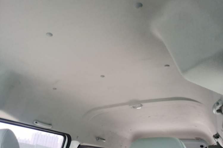 Used Jinbei New Hiace X30L 2021 1.5L Wealth Edition Bus Non-Air-Conditioned China VI Standard SWC15M Headliner