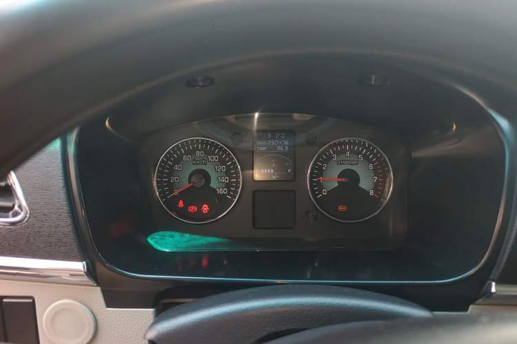 Used Jinbei New Hiace X30L 2021 1.5L Wealth Central Air Conditioning Version Coach China VI Standard SWC15M Instrument Cluster