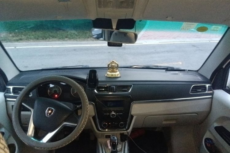 Used Jinbei New Hiace X30L 2021 1.5L Wealth Edition Bus Non-Air-Conditioned China VI Standard SWC15M Interior 2