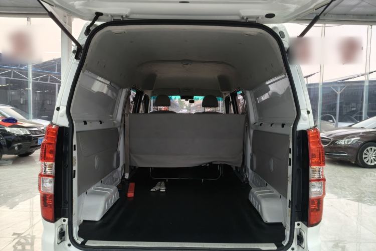 Used Jinbei New Hiace X30L 2021 1.5L Wealth Van Non-Air-Conditioned Version China VI Standard SWC15M Interior 2