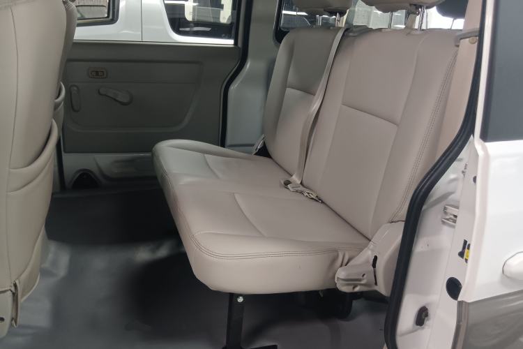 Used Jinbei New Hiace X30L 2021 1.5L Wealth Central Air Conditioning Version Coach China VI Standard SWC15M Interior 4