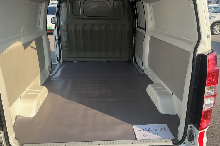 Used Jinbei New Hiace X30L 2021 1.5L Wealth Central Air Conditioning Edition Van China VI Standard SWC15M Interior 5