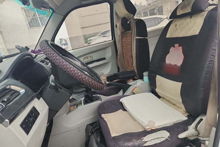 Used Jinbei New Hiace X30L 2021 1.5L Wealth Edition Bus Non-Air-Conditioned China VI Standard SWC15M Left Front Seat