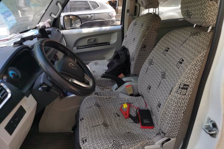 Used Jinbei New Hiace X30L 2021 1.5L Wealth Edition Bus Non-Air-Conditioned China VI Standard SWC15M Left Front Seat