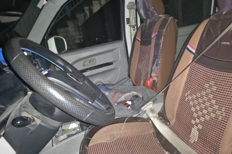 Used Jinbei New Hiace X30L 2021 1.5L Wealth Edition Bus Non-Air-Conditioned China VI Standard SWC15M Left Front Seat