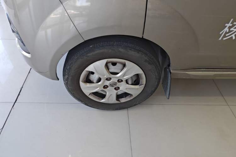 Used Jinbei New Hiace X30L 2021 1.5L Wealth Central Air Conditioning Version Coach China VI Standard SWC15M Left Front Wheel Hub