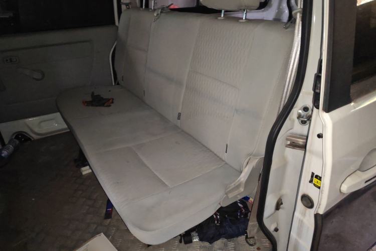 Used Jinbei New Hiace X30L 2021 1.5L Business-Grade Bus Non-Air-Conditioned Version China VI Standard SWC15M Left Rear Seat