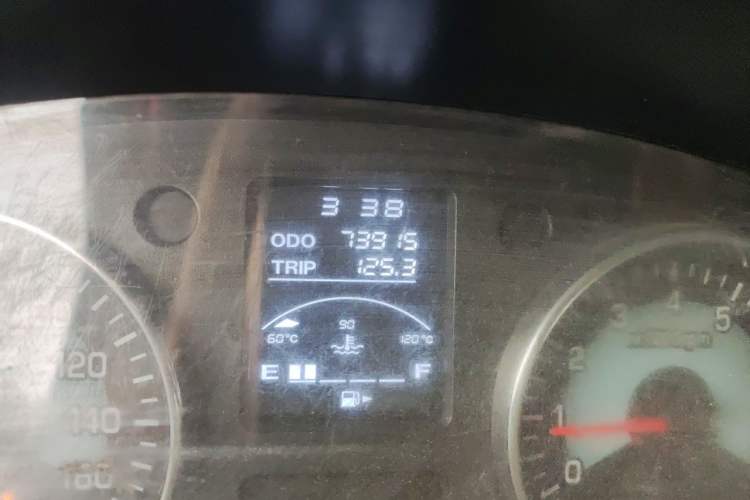 Used Jinbei New Hiace X30L  Odometer Close Up