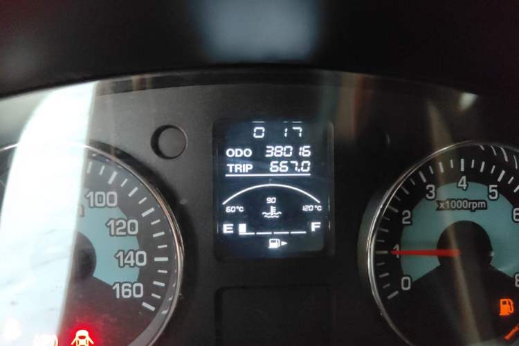 Used Jinbei New Hiace X30L 2021 1.5L Wealth Edition Bus Non-Air-Conditioned China VI Standard SWC15M Odometer Close Up