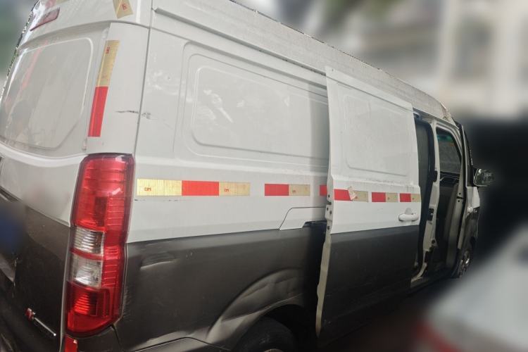 Used Jinbei New Hiace X30L 2021 1.5L Wealth Van Non-Air-Conditioned Version China VI Standard SWC15M Rear