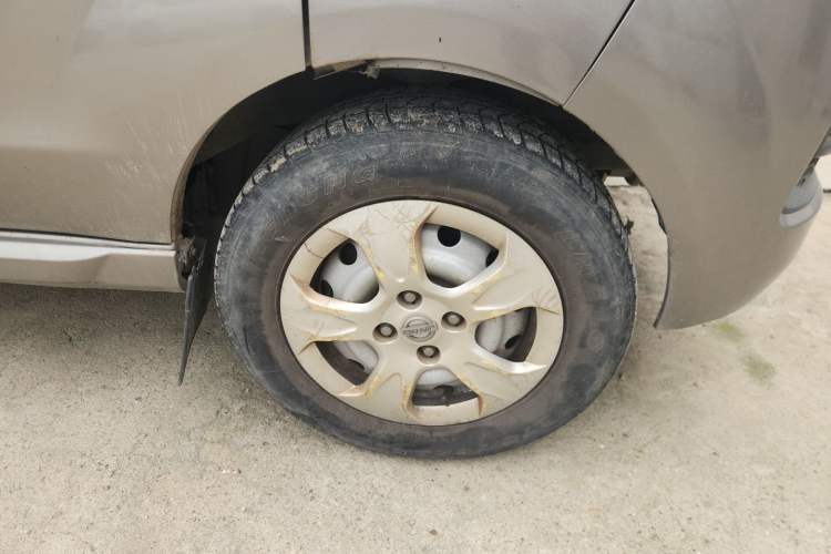 Used Jinbei New Hiace X30L 2021 1.5L Wealth Edition Bus Non-Air-Conditioned China VI Standard SWC15M Right Front Wheel Hub