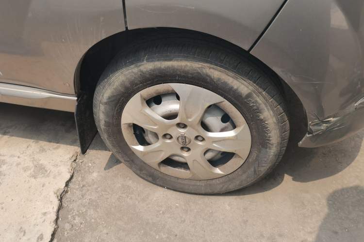 Used Jinbei New Hiace X30L 2021 1.5L Wealth Van Non-Air-Conditioned Version China VI Standard SWC15M Right Front Wheel Hub