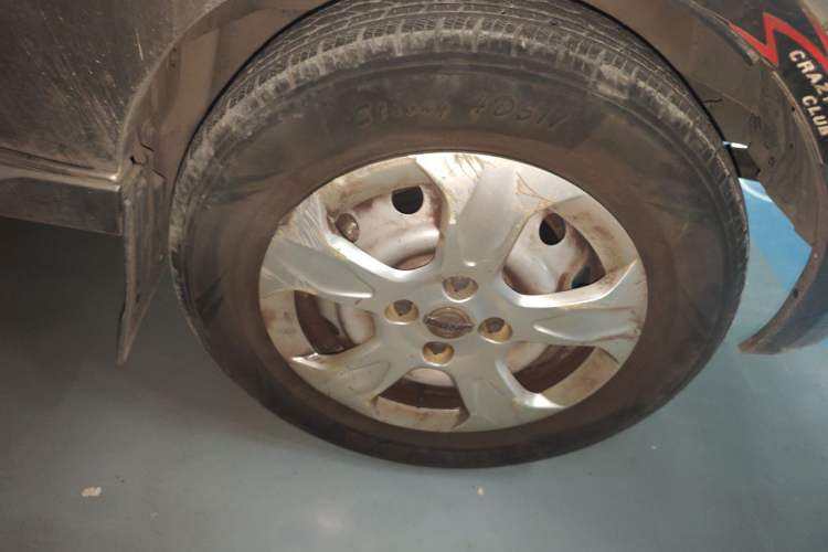 Used Jinbei New Hiace X30L 2021 1.5L Business Van Non-Air-Conditioned Version China VI Standard SWC15M Right Front Wheel Hub