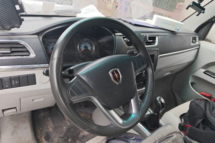 Used Jinbei New Hiace X30L 2021 1.5L Wealth Van Non-Air-Conditioned Version China VI Standard SWC15M Steering Wheel