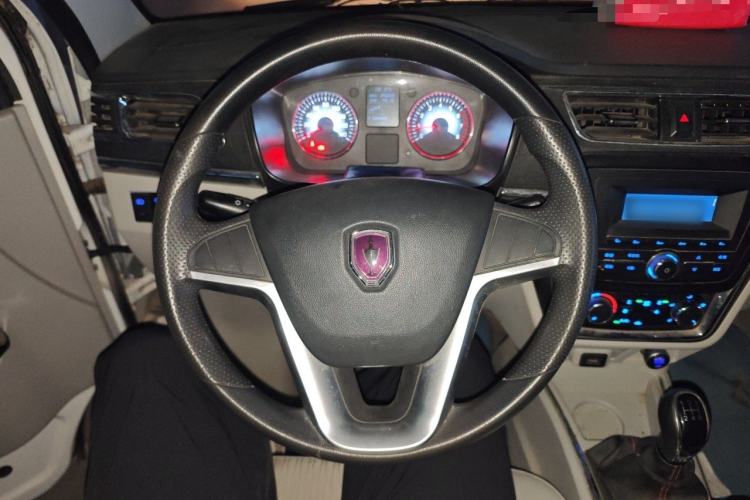 Used Jinbei New Hiace X30L 2021 1.5L Wealth Edition Bus Non-Air-Conditioned China VI Standard SWC15M Steering Wheel