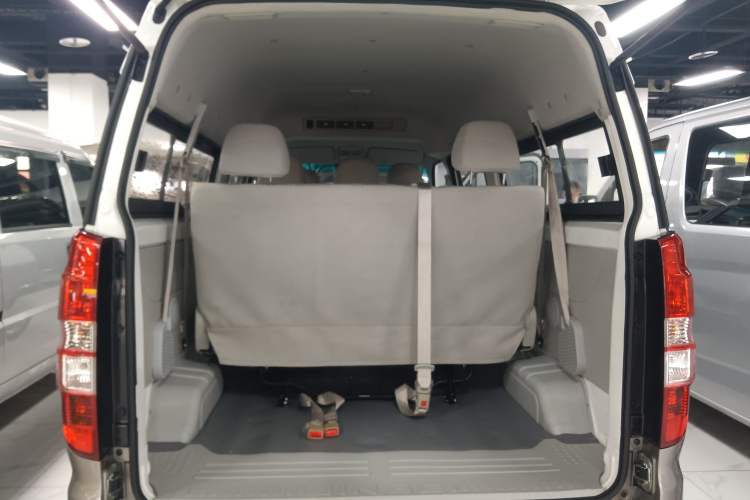Used Jinbei New Hiace X30L 2021 1.5L Wealth Central Air Conditioning Version Coach China VI Standard SWC15M Trunk