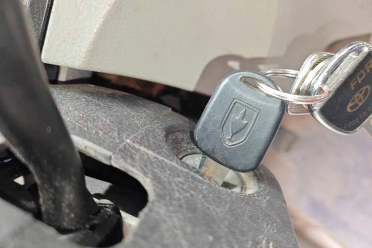Used Jinbei New Hiace X30L 2021 1.5L Wealth Central Air Conditioning Version Coach China VI Standard SWC15M Vehicle Key