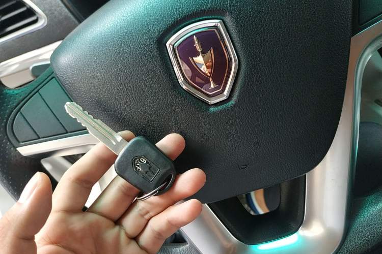Used Jinbei New Hiace X30L 2021 1.5L Wealth Central Air Conditioning Version Coach China VI Standard SWC15M Vehicle Key