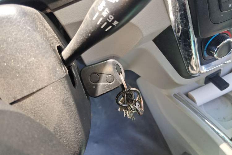 Used Jinbei New Hiace X30L 2021 1.5L Wealth Van Non-Air-Conditioned Version China VI Standard SWC15M Vehicle Key