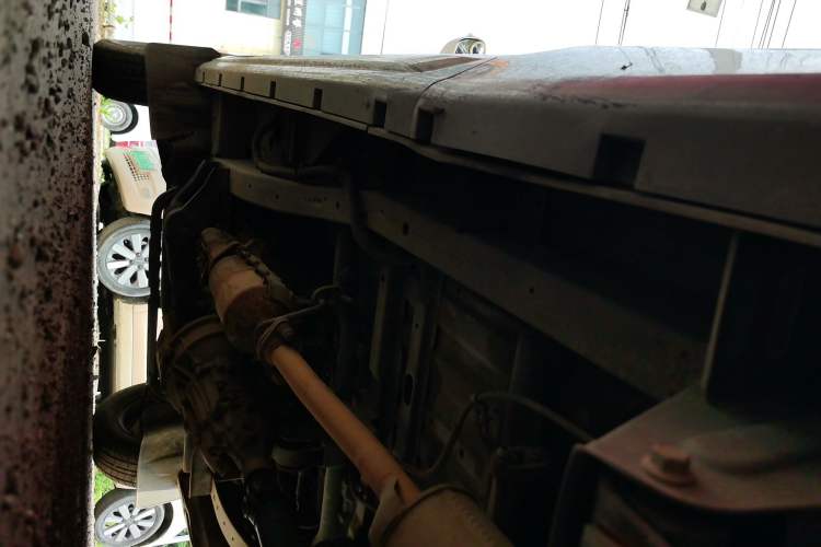 Used Jinbei New Hiace X30L 2022 1.5L Wealth Edition Air-Conditioning-Free Van China VI Standard SWC15M Chassis Rear Left
