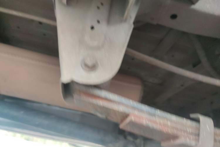 Used Jinbei New Hiace X30L  Chassis Rear Left