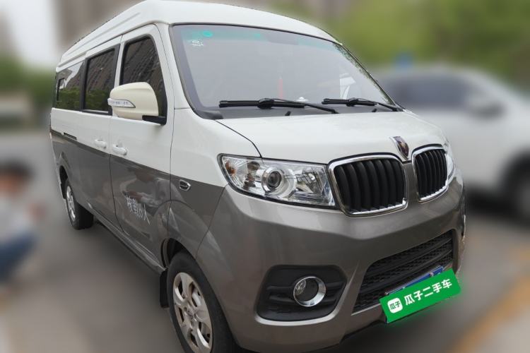 Used Jinbei New Hiace X30L 2022 1.5L Wealth Edition Non-Air-Conditioned Bus China VI Standard SWC15M Front Right 45 Deg