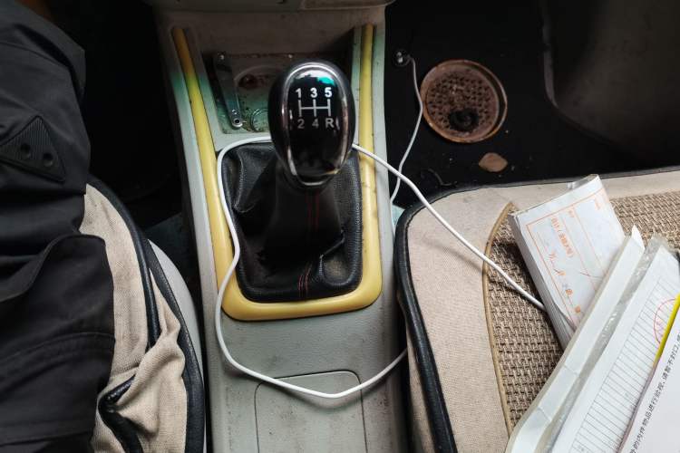 Used Jinbei New Hiace X30L 2022 1.5L Super Enjoyment Edition Air-Conditioning-Free Van China VI Standard SWC15M Gear Lever