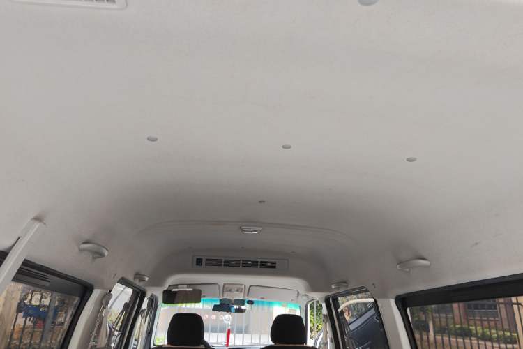 Used Jinbei New Hiace X30L 2022 1.5L Wealth Edition Non-Air-Conditioned Bus China VI Standard SWC15M Headliner