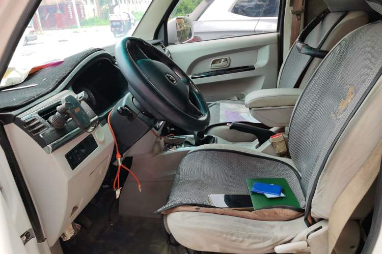 Used Jinbei New Hiace X30L 2022 1.5L Wealth Edition Air-Conditioning-Free Van China VI Standard SWC15M Left Front Seat