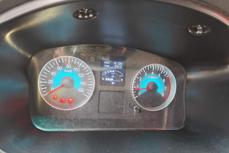 Used Jinbei New Hiace X30L 2022 1.5L Wealth Edition Non-Air-Conditioned Bus China VI Standard SWC15M Odometer Close Up