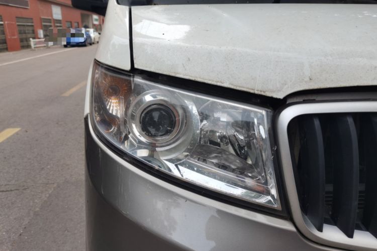 Used Jinbei New Hiace X30L 2022 1.5L Super Enjoyment Edition Air-Conditioning-Free Van China VI Standard SWC15M Right Front Headlight