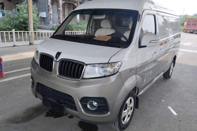 Used Jinbei New Hiace X30L 2022 1.5L Wealth Edition Air-Conditioning-Free Van China VI Standard SWC15M