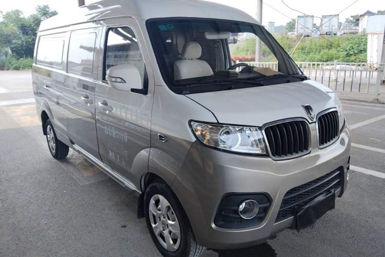 Used Jinbei New Hiace X30L 2022 1.5L Wealth Edition Air-Conditioning-Free Van China VI Standard SWC15M Exterior 1