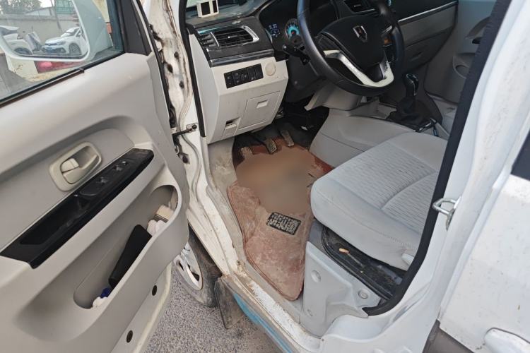 Used Jinbei New Hiace X30L 2022 1.5L Wealth Edition Non-Air-Conditioned Bus China VI Standard SWC15M Driver Seat