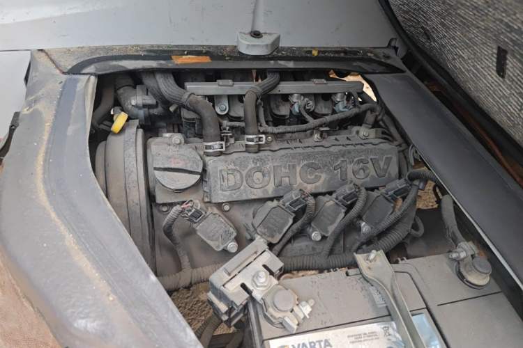 Used Jinbei New Hiace X30L 2022 1.5L Wealth Edition Non-Air-Conditioned Bus China VI Standard SWC15M Engine Bay Right