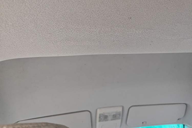 Used Jinbei New Hiace X30L 2022 1.5L Wealth Edition Non-Air-Conditioned Bus China VI Standard SWC15M Headliner