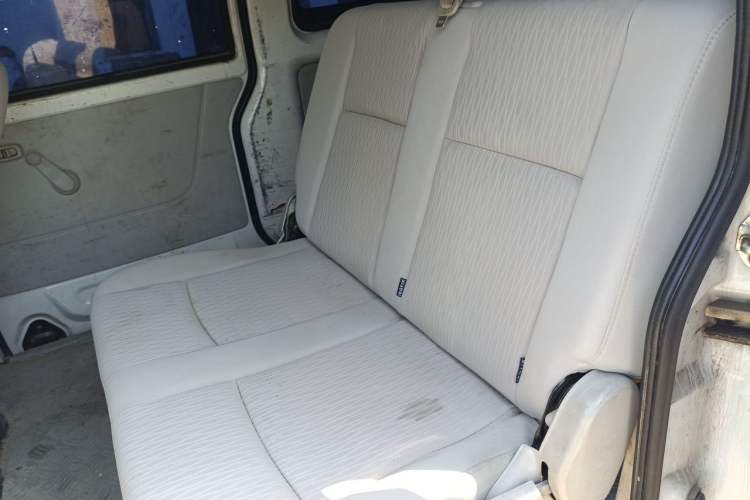 Used Jinbei New Hiace X30L 2022 1.5L Luxury Central Air-Conditioned Coach China VI Standard SWC15M Left Rear Seat