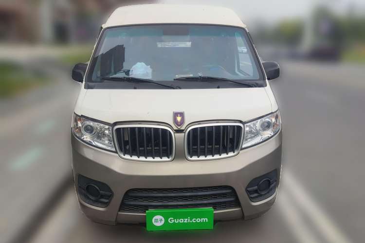 Used Jinbei New Hiace X30L 2022 1.5L Super-Comfort Edition Air-Conditioning-Free Bus China VI Standard SWC15M Front
