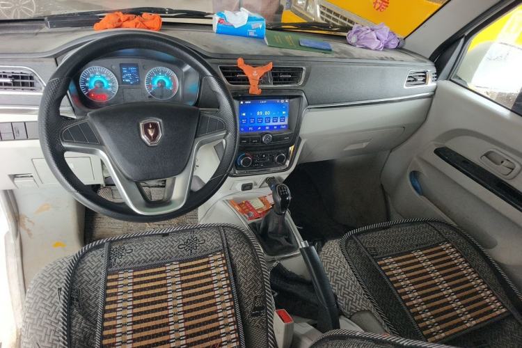 Used Jinbei New Hiace X30L 2022 1.5L Luxury Central Air-Conditioned Coach China VI Standard SWC15M Center Console