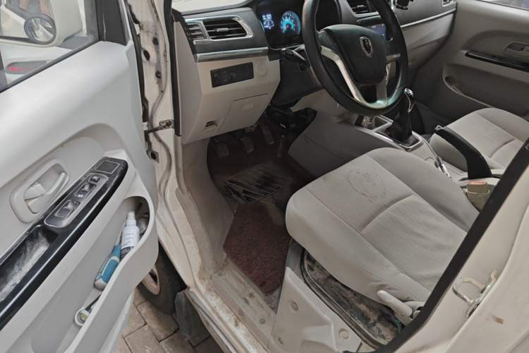 Used Jinbei New Hiace X30L 2022 1.5L Wealth Edition Non-Air-Conditioned Bus China VI Standard SWC15M Driver Seat