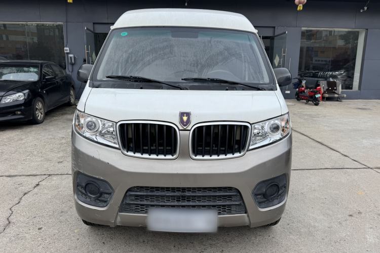Used Jinbei New Hiace X30L 2022 1.5L Super Enjoyment Edition Air-Conditioning-Free Van China VI Standard SWC15M Exterior 1