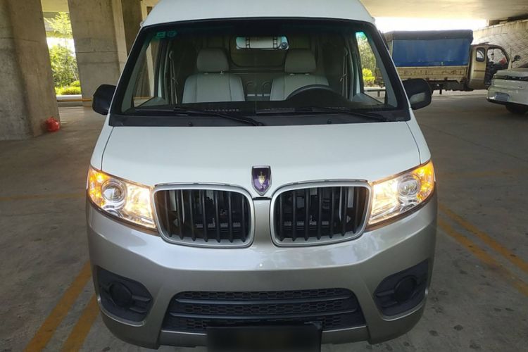 Used Jinbei New Hiace X30L 2022 1.5L Super Enjoyment Edition Air-Conditioning-Free Van China VI Standard SWC15M Exterior 1