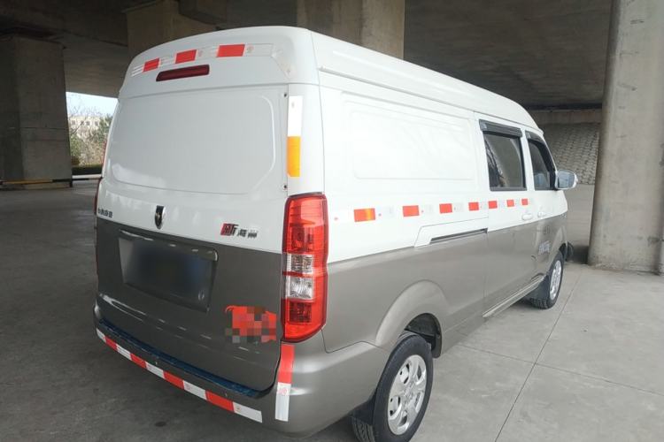 Used Jinbei New Hiace X30L 2022 1.5L Wealth Edition Air-Conditioning-Free Van China VI Standard SWC15M Exterior 5