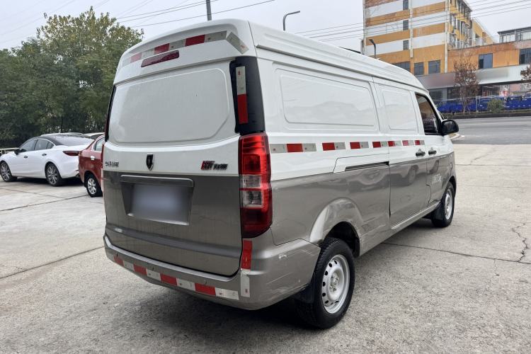 Used Jinbei New Hiace X30L 2022 1.5L Super Enjoyment Edition Air-Conditioning-Free Van China VI Standard SWC15M Exterior 5
