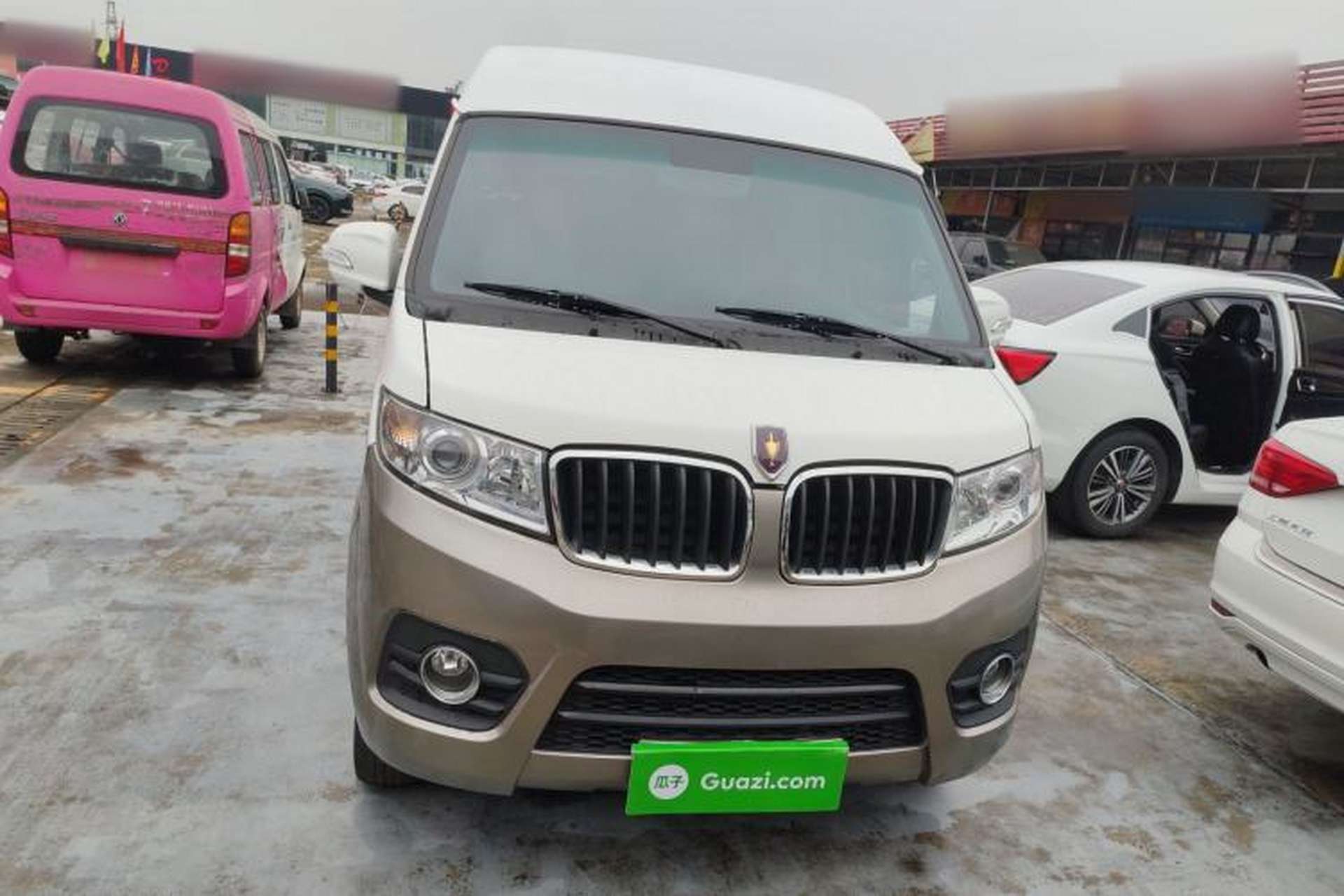 Used Jinbei New Hiace X30L 2022 1.5L Luxury Central Air-Conditioned Coach China VI Standard SWC15M Front