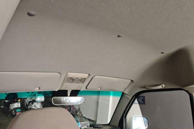 Used Jinbei New Hiace X30L 2022 1.5L Wealth Edition Non-Air-Conditioned Bus China VI Standard SWC15M Headliner